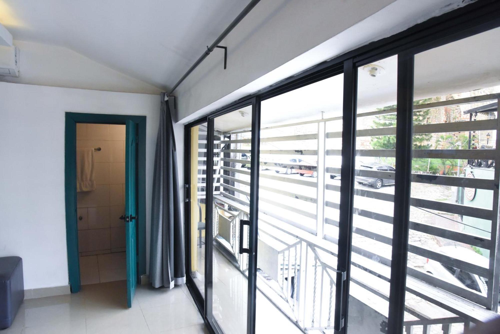Hostel Gato Colonial Santo Domingo Exterior photo